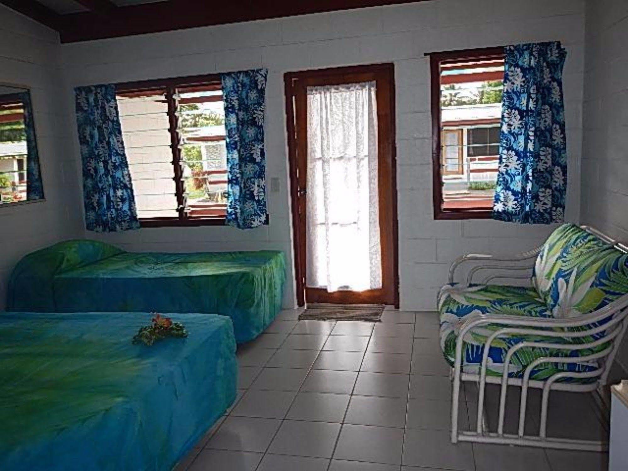 Reef Motel - Aitutaki Арутанга Екстер'єр фото
